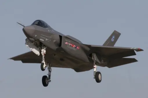Dobrze widoczny F-35?