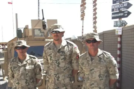 Dwóch rannych wróciło do służby