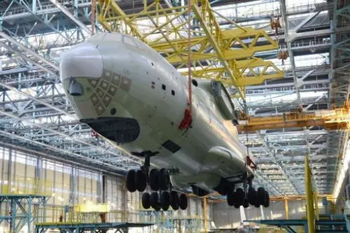 Automatyczny montaż Ił-76MD-90A