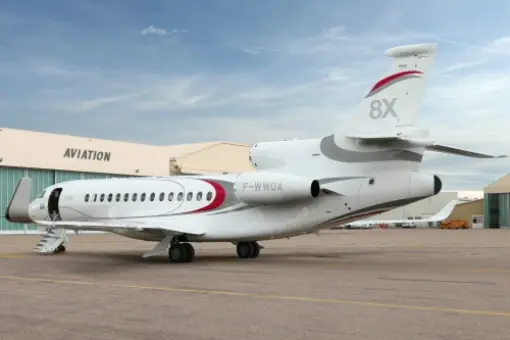 Próby Falcona 8X