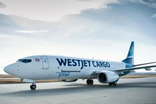 Pierwszy 737-800BCF dla WestJet
