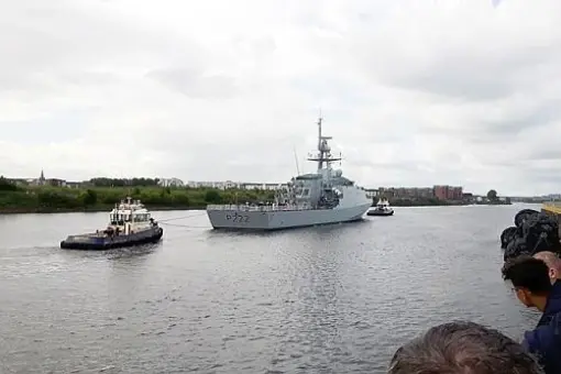 HMS Forth wyszedł w morze
