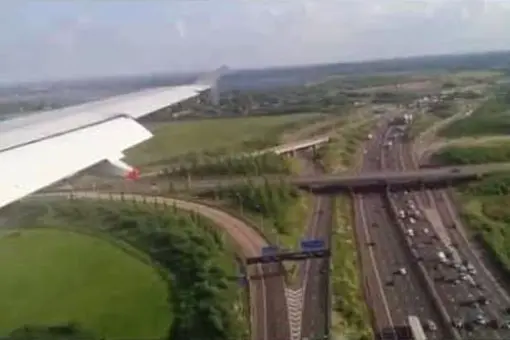 Blisko zderzenia z bsl nad Heathrow