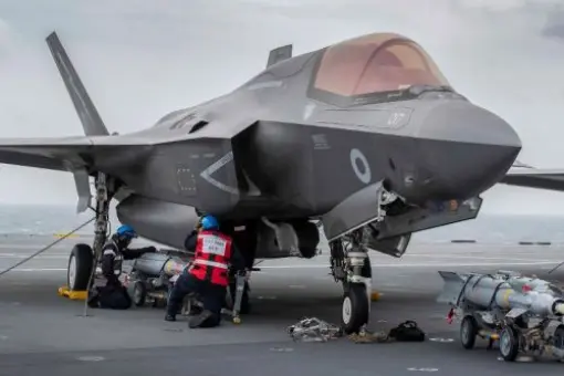F-35B bombardują Szkocję
