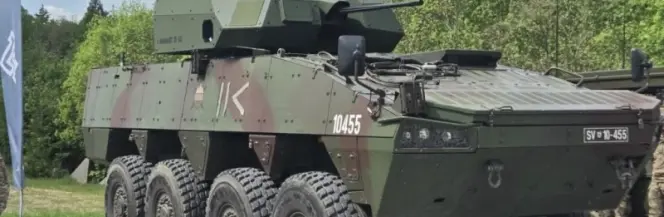 Patria AMV 8×8 z wieżą Mangart 25 AD