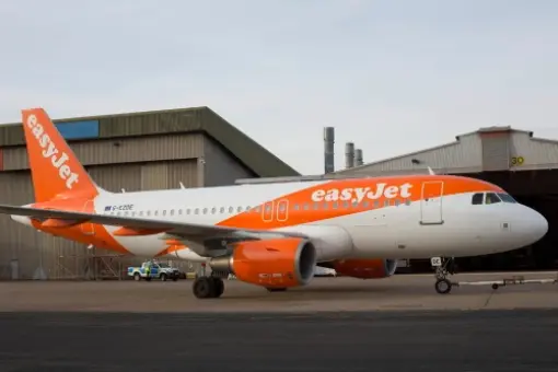easyJet zmieniają malowanie