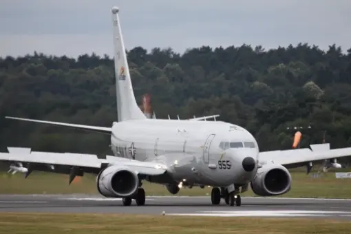 Decyzja w sprawie brytyjskich P-8A