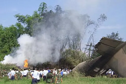 Katastrofa Herculesa w Indonezji 