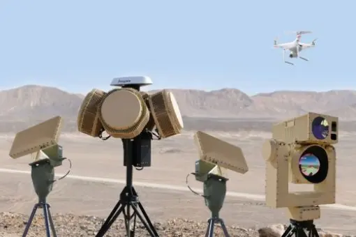 Drone Dome przechwytuje cele