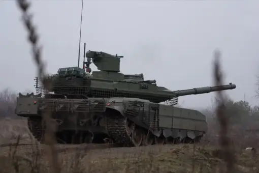 Nowa wersja T-90 i zwiększenie rosyjskiej produkcji pancernej