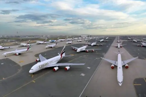 Emirates zrezygnują z 40% A380