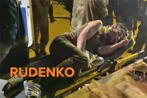 Ewakuacja rannych z Azowstalu