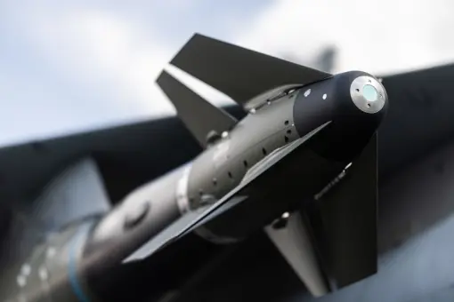 Safran rozwija nowe wersje bomb AASM