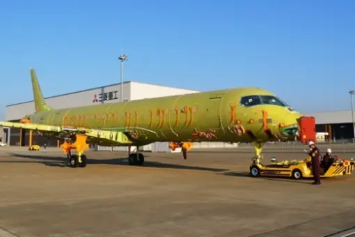 MRJ 90 do prób statycznych 