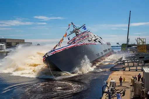 Wodowanie USS Billings