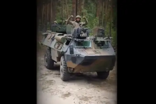 Francuskie transportery na Ukrainie