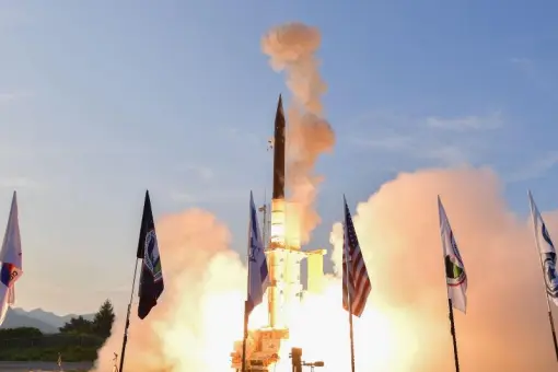 Przyspieszenie produkcji pocisków Arrow