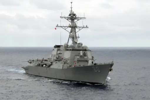 Przegląd remontowy USS Roosevelt