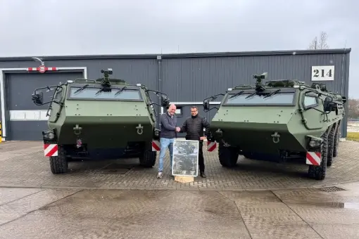 Niemcy odbierają CAVS 6x6