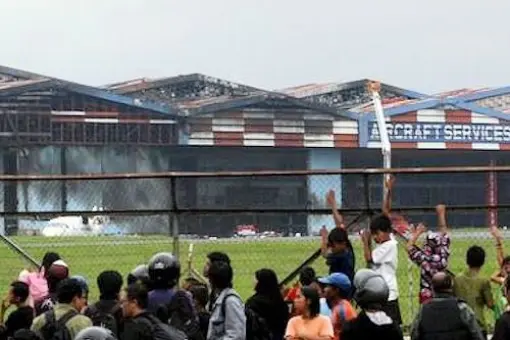Katastrofa Fokkera F27 w Indonezji 