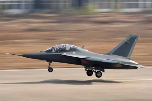 L-15B oblatany