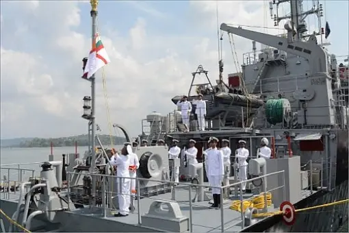 L53 weszła do służby