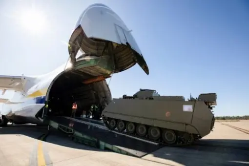 Australia wysłała pierwsze M113AS4 na Ukrainę