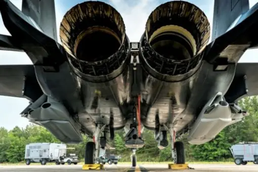 F-15E z 5 JASSM