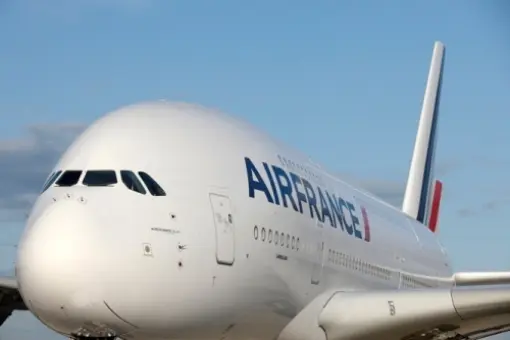 Cięcia w Air France