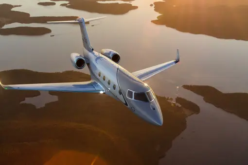 Gulfstream prezentuje G300