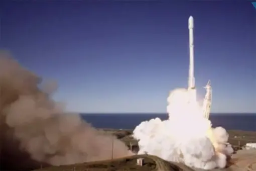 Falcon 9 wystartował