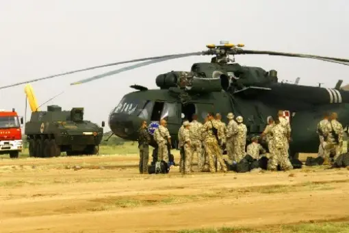 Powrót żołnierzy z Czadu