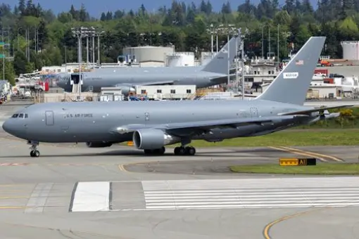 ZEA chcą kupić 3 KC-46A