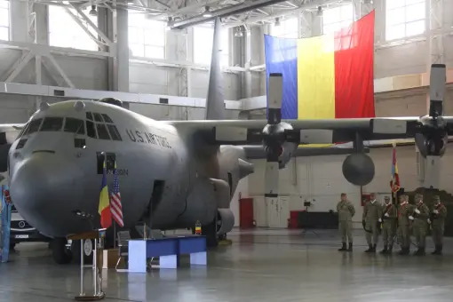 Rumunia otrzymała C-130H od USA
