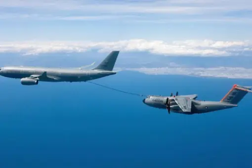 Próby tankowania A400M i Voyagera