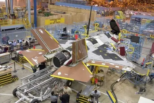 Drastyczne spowolnienie dostaw F-35