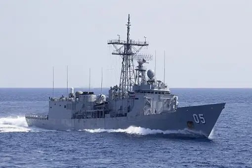 HMAS Melbourne na Morze Wschodniochińskie