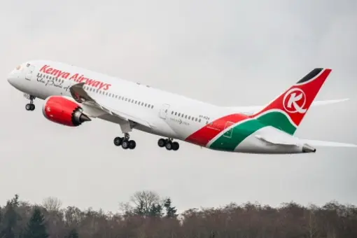 Pierwszy Dreamliner dla Kenya Airways