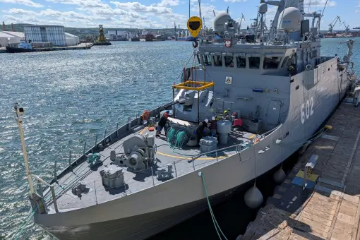 ORP Albatros ponownie z armatą