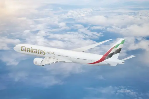 Emirates zwiększają liczbę połączeń z Londynem