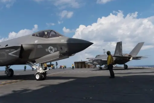 Pierwsza operacyjna eskadra F-35C