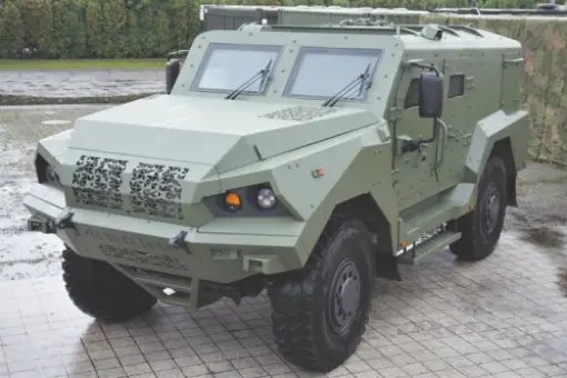 HSW i Tatra Export prezentują pojazd 4×4