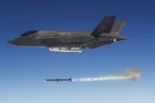 Zakończono próby uzbrojenia F-35
