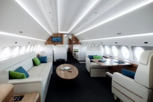 SSJ 100 dla VIP-ów