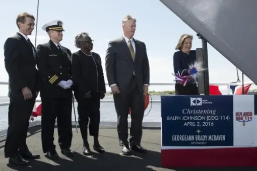 Chrzest USS Ralph Johnson