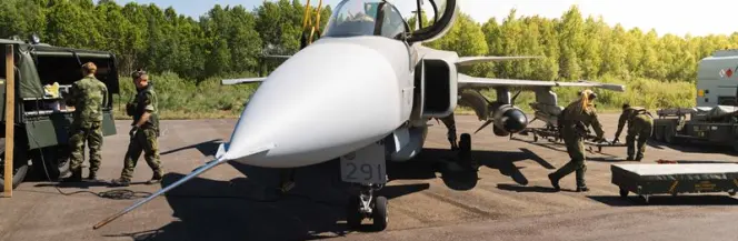 Dłuższe wsparcie szwedzkich Gripenów