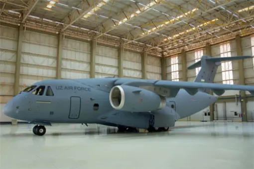 Uzbekistan odebrał pierwszy C-390