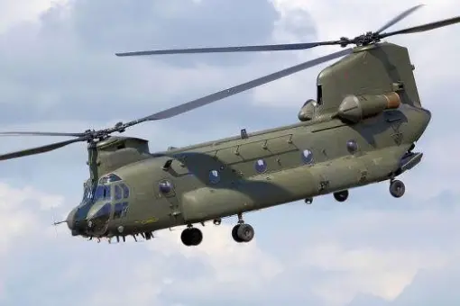 Londyn nie rezygnuje z CH-47F