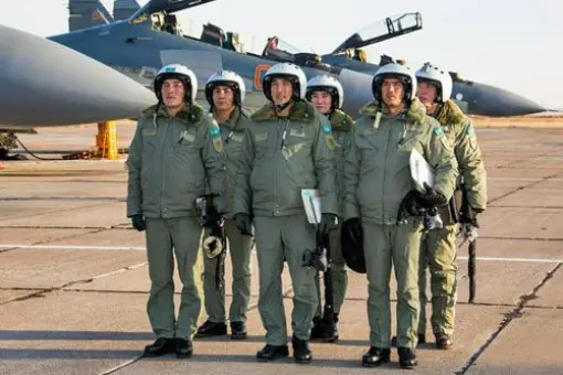 Su-30SM i MI-8AMT dla Kazachstanu