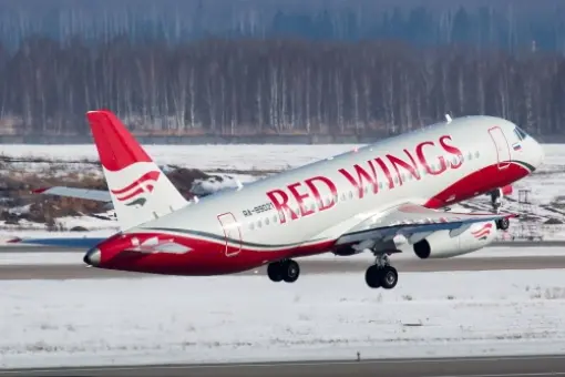 Nowe zamówienia na Superjety 